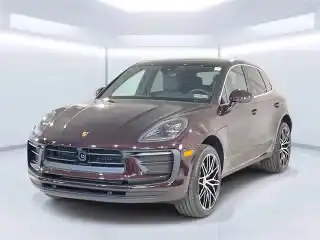 2026 Porsche Macan T's photo