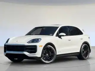 2026 Porsche Cayenne GTS's photo