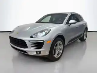 2015 Porsche Macan S's photo