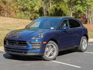 2026 Porsche Macan T's photo