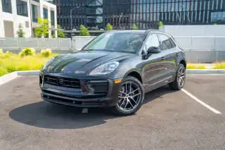 2026 Porsche Macan T's photo