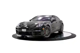2025 Porsche Panamera Turbo E-Hybrid's photo