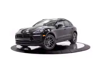 2026 Porsche Macan Base's photo