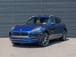 2024 Porsche Macan Base's photo