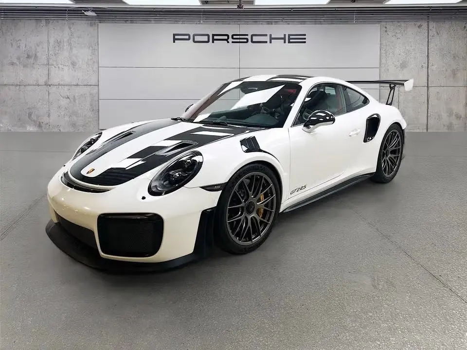 2018 Porsche 911 GT2 RS photo 4
