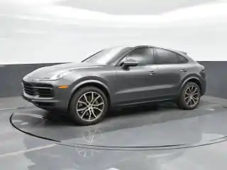 2021 Porsche Cayenne S's photo