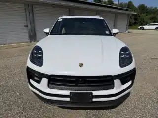 2023 Porsche Macan S's photo