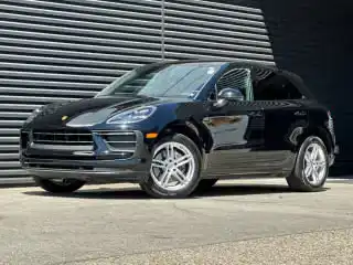 2022 Porsche Macan Base's photo