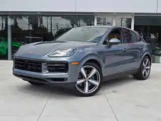 2026 Porsche Cayenne Base photo 1