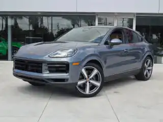 2026 Porsche Cayenne Base's photo