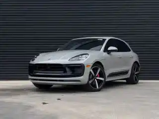 2026 Porsche Macan S's photo
