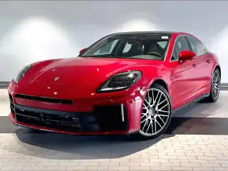 2026 Porsche Panamera 4's photo