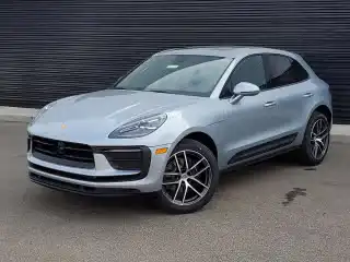 2025 Porsche Macan Base's photo