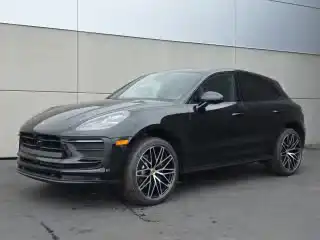 2026 Porsche Macan T's photo