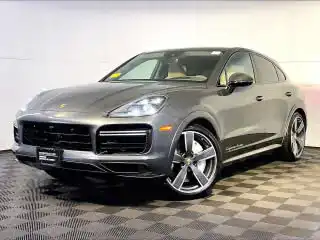 2022 Porsche Cayenne Turbo's photo