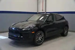 2026 Porsche Macan T's photo