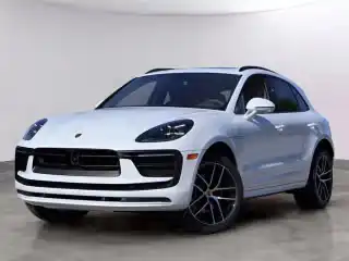 2026 Porsche Macan T's photo