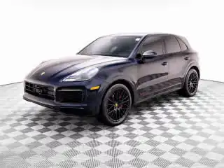 2021 Porsche Cayenne GTS's photo