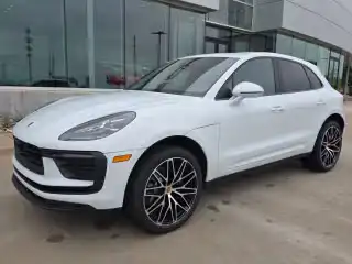 2026 Porsche Macan T's photo