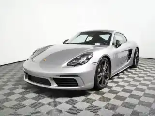 2022 Porsche 718 Cayman T's photo
