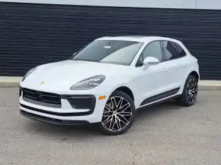 2026 Porsche Macan T's photo