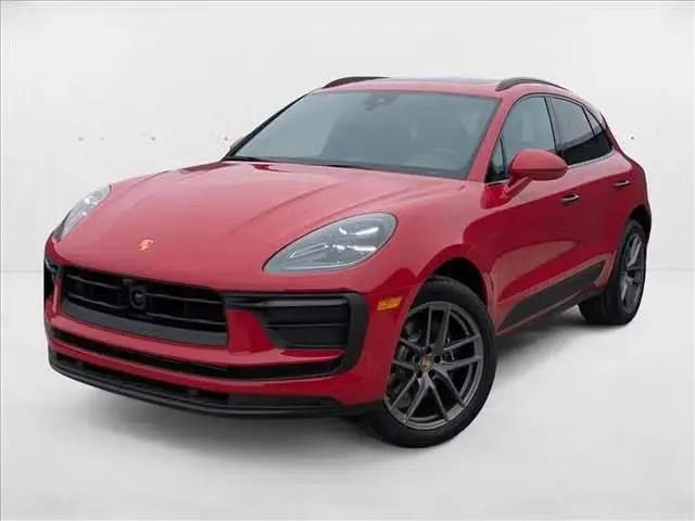 2025 Porsche Macan Base photo 3
