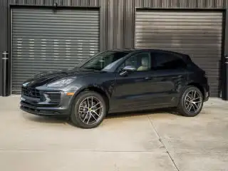 2026 Porsche Macan T's photo