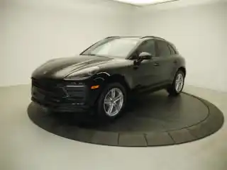 2023 Porsche Macan T's photo