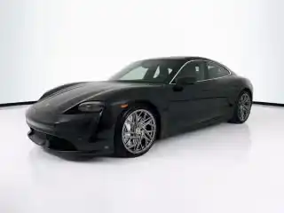 2020 Porsche Taycan Turbo's photo
