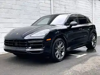 2023 Porsche Cayenne Turbo's photo