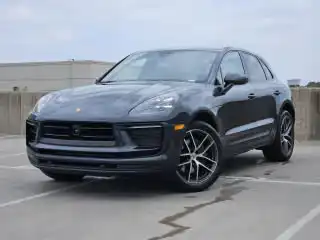 2026 Porsche Macan T's photo