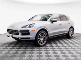 2023 Porsche Cayenne Platinum Edition's photo