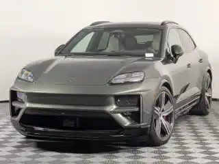 2024 Porsche Macan Macan Turbo Electric's photo