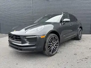 2026 Porsche Macan T's photo