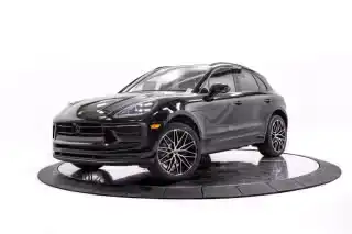 2026 Porsche Macan Base's photo