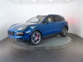 2026 Porsche Cayenne S's photo