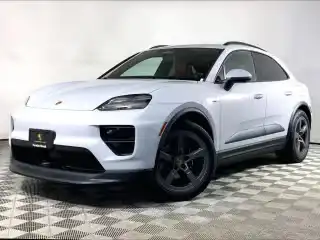 2026 Porsche Macan Macan Electric's photo