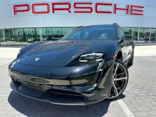2024 Porsche Taycan 4S Cross Turismo's photo