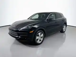2023 Porsche Cayenne Base's photo