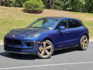 2023 Porsche Macan S's photo