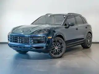 2025 Porsche Cayenne Base's photo