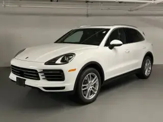 2023 Porsche Cayenne Base photo 5