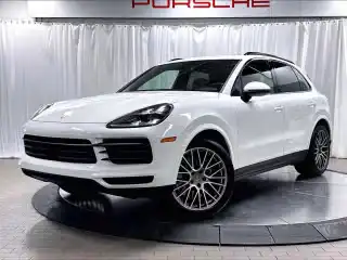 2022 Porsche Cayenne Platinum Edition's photo