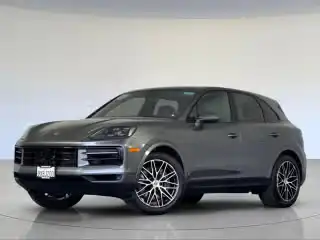 2026 Porsche Cayenne Base's photo