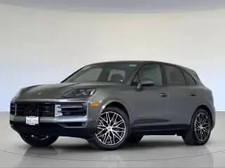 2026 Porsche Cayenne Base's photo