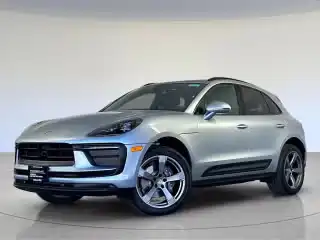 2025 Porsche Macan T's photo