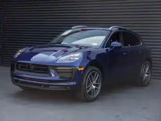 2026 Porsche Macan T's photo