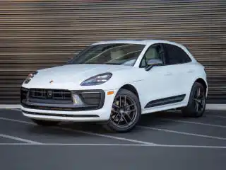 2023 Porsche Macan T's photo