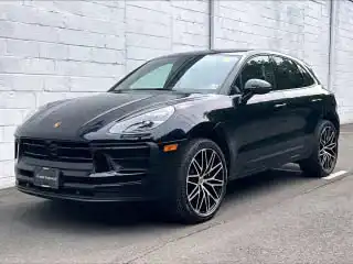 2025 Porsche Macan T's photo