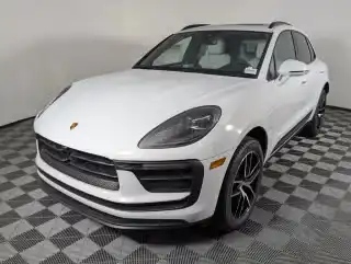2026 Porsche Macan T's photo